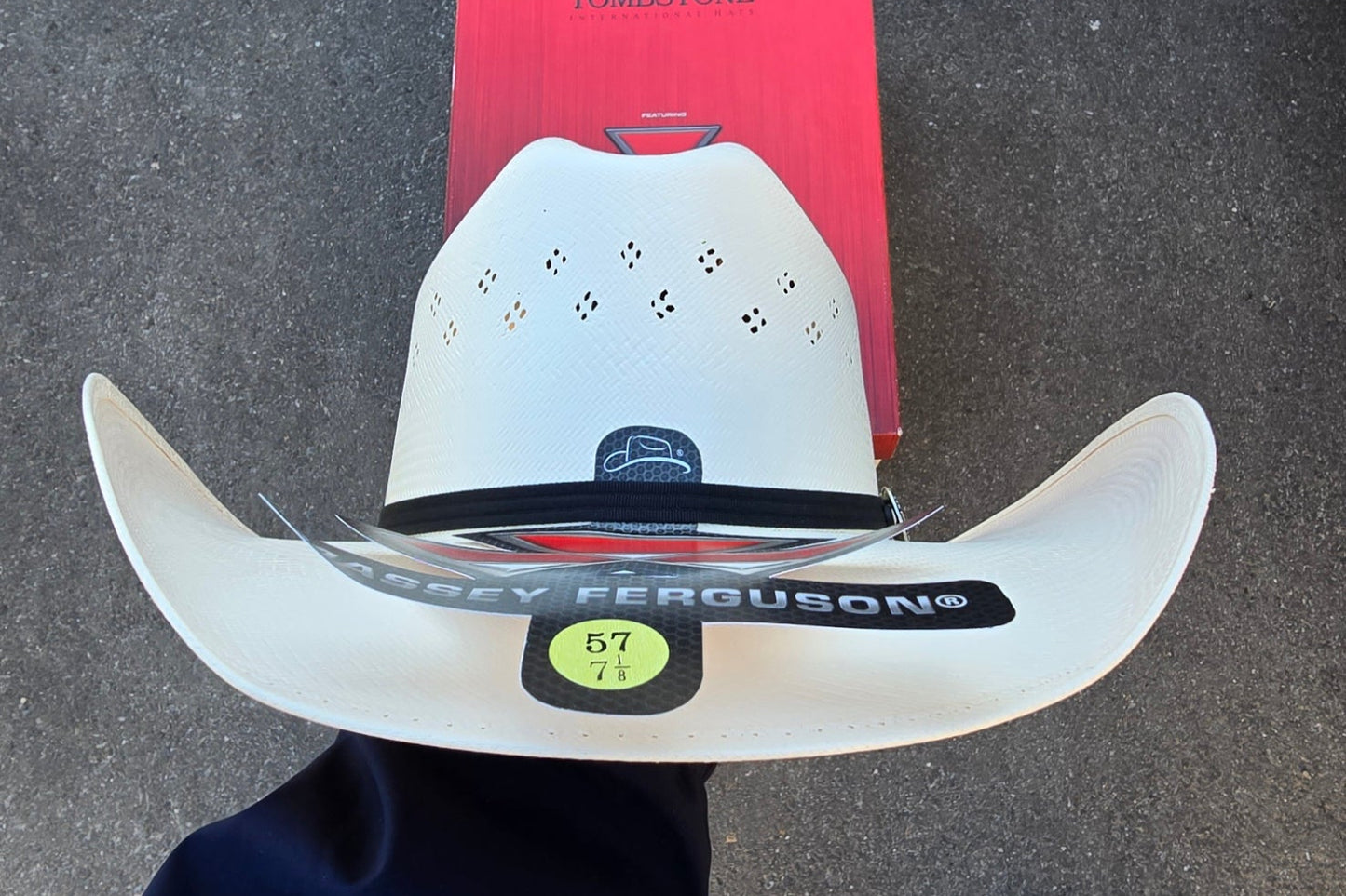 SOMBRERO TOMBSTONE 30X ROPER COLAB MASSEY FERGUSON
