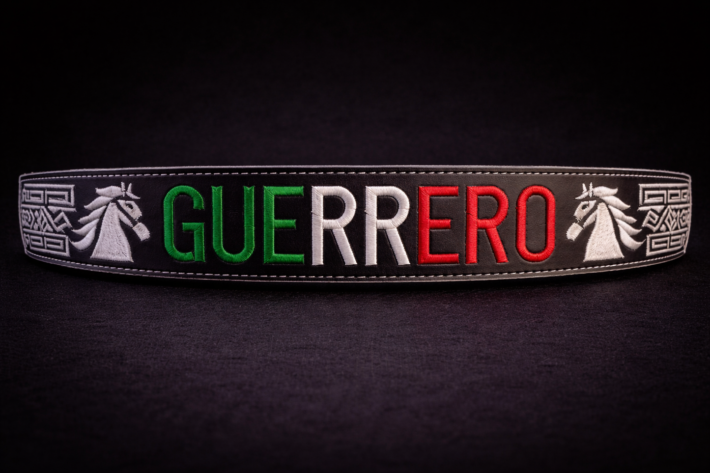 CINTURON PITEADO "GUERRERO" TRICOLOR COLOR NEGRO/BLANCO