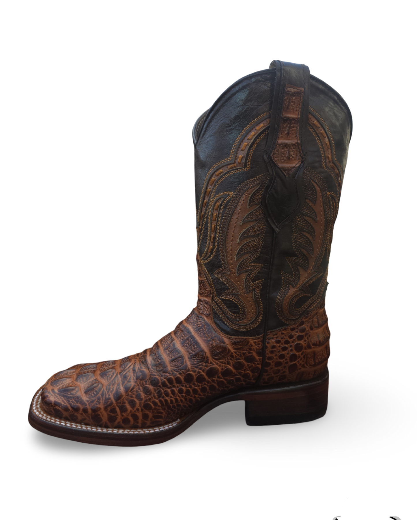 RED DIAMOND CAIMAN PRINT BOOT  Wide Square Toe Cowboy Boot