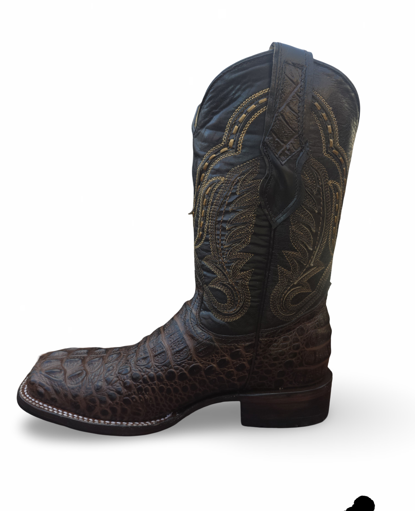 RED DIAMOND CAIMAN PRINT BOOT (BROWN) Wide Square Toe Cowboy Boot