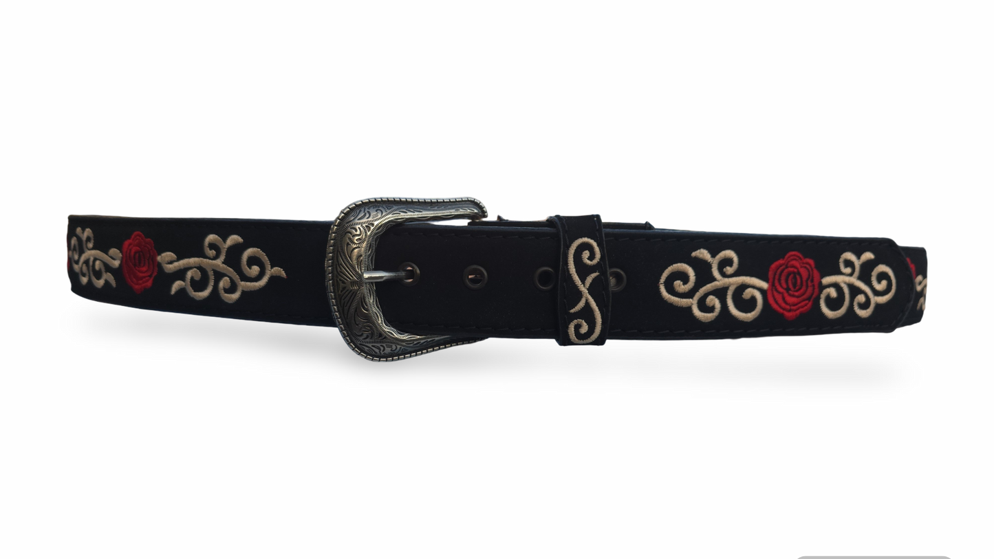 Cinto Vaquero Para Dama Bordado Rosas Rojas Color Negro