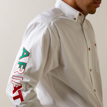 Ariat Men's Mexico Logo Twill Classic Fit Shirt