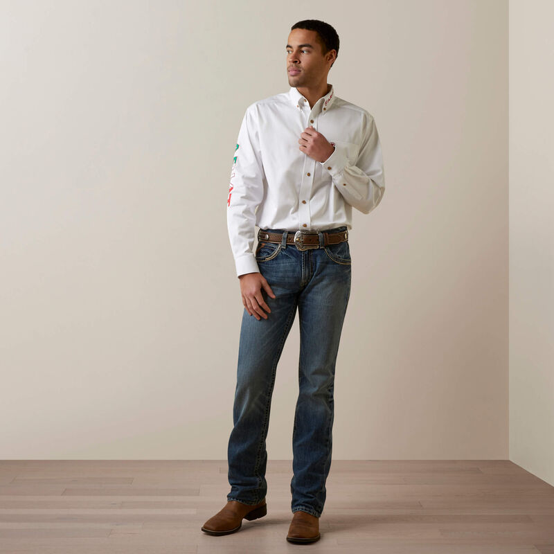 Ariat Men's Mexico Logo Twill Classic Fit Shirt