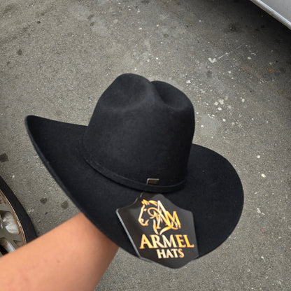TEXANA PARA NIÑO SINALOA / SINALOA FELT HAT FOR KIDS COLOR NEGRA CON PLUMA