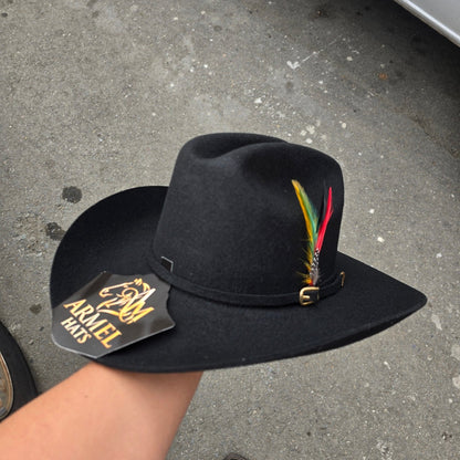 TEXANA PARA NIÑO SINALOA / SINALOA FELT HAT FOR KIDS COLOR NEGRA CON PLUMA