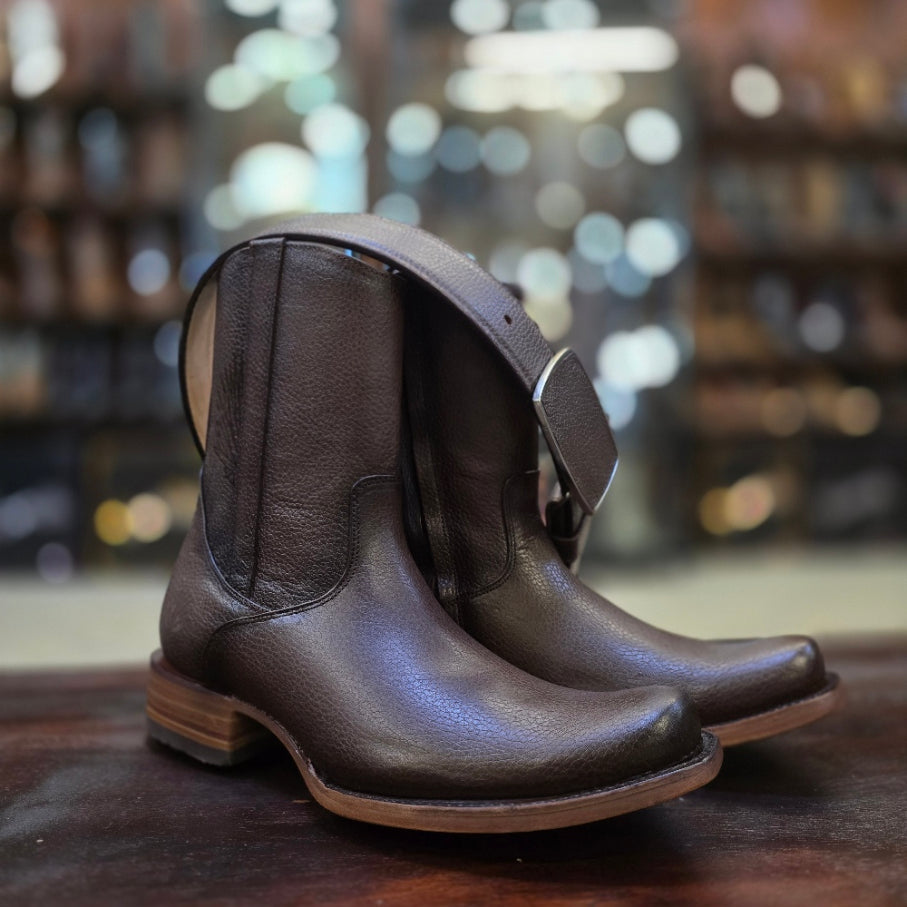 Botín Vaquero Horma Dubai Tipo Venado – Café Oscuro