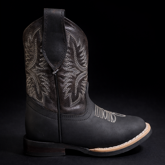 BOTA DE NINO COLOR NEGRA CRAZY